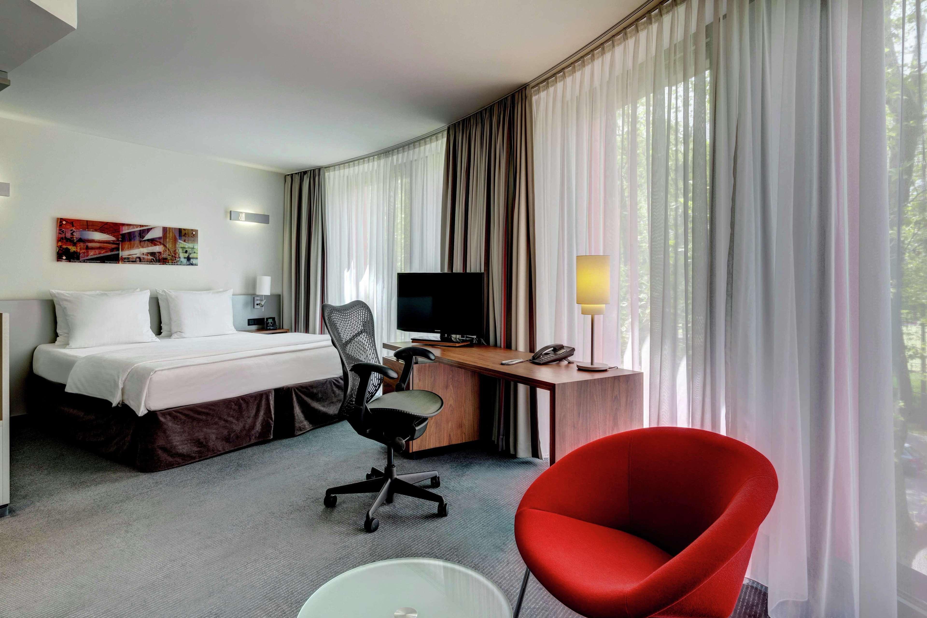 Hilton Garden Neckarpark Hotel Stoccarda