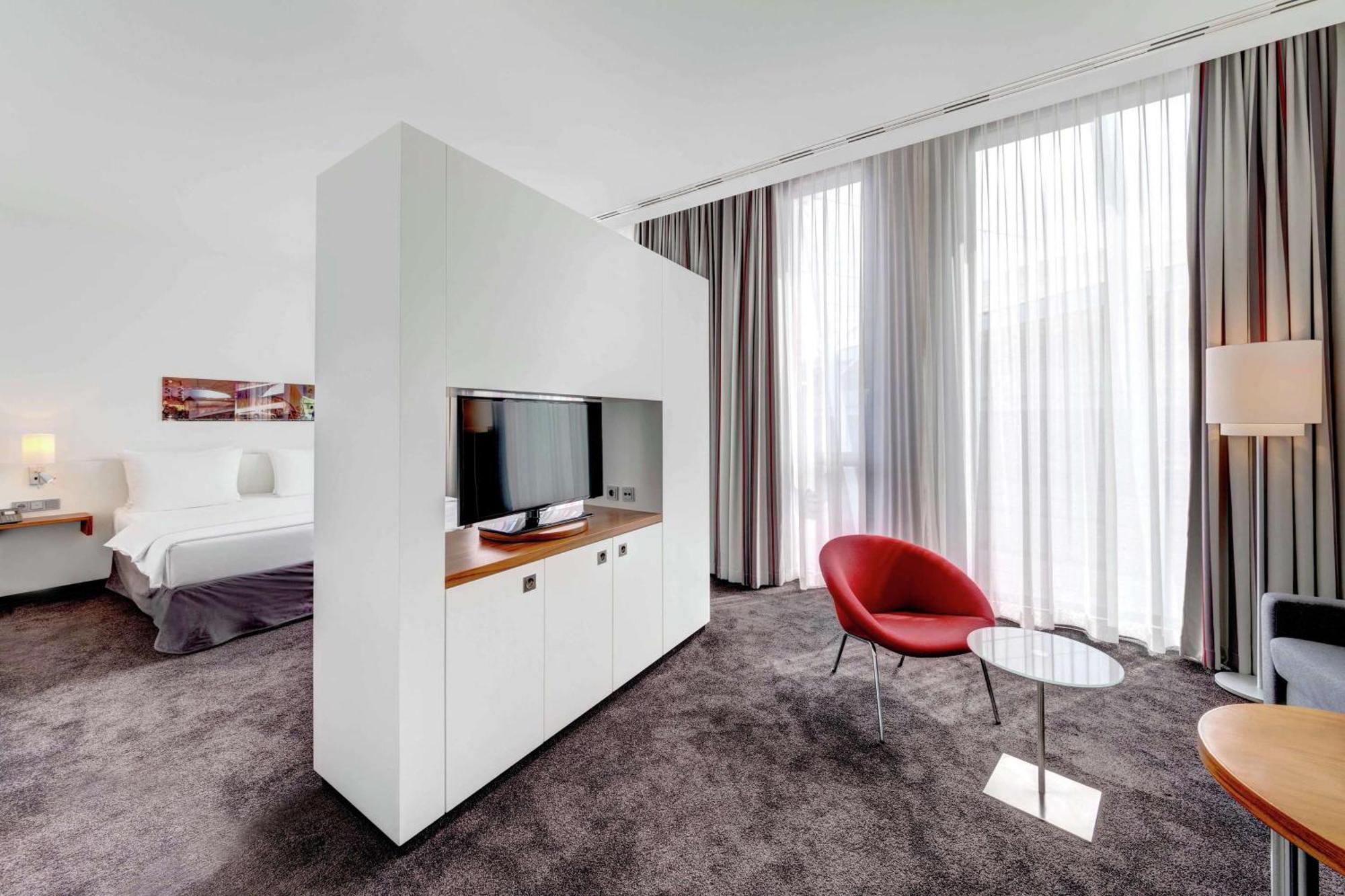 Hilton Garden Neckarpark Stoccarda