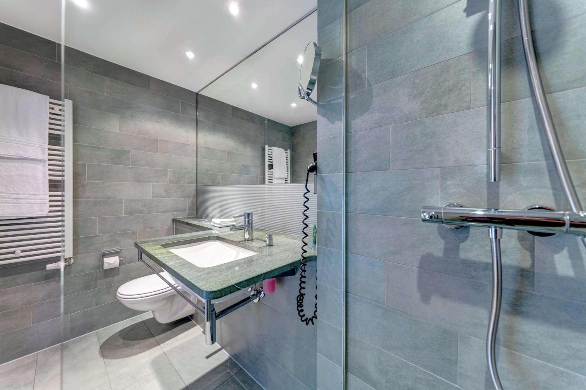 Hilton Garden Neckarpark Hotel Stoccarda