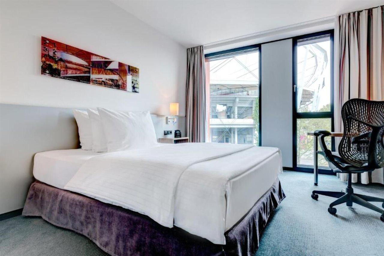 Hilton Garden Neckarpark Stuttgart