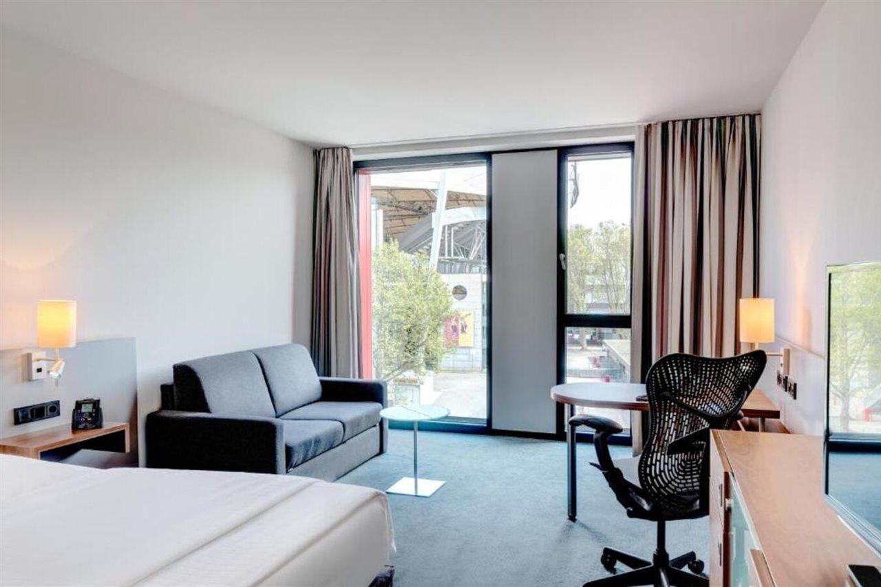Hilton Garden Neckarpark Hotel Stuttgart